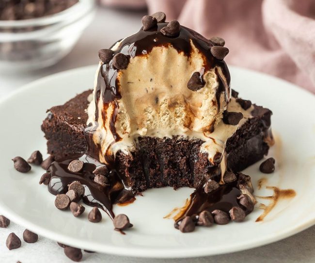 Brownie Sundae